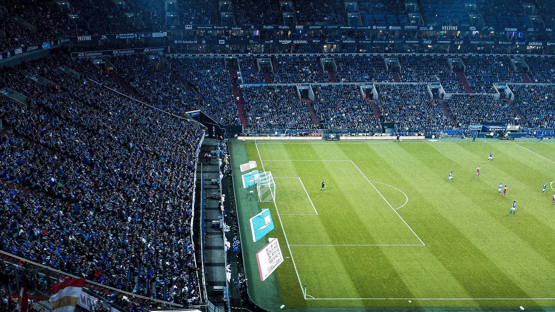 时隔十六载再破门，阿瑙刷新欧联杯历史纪录